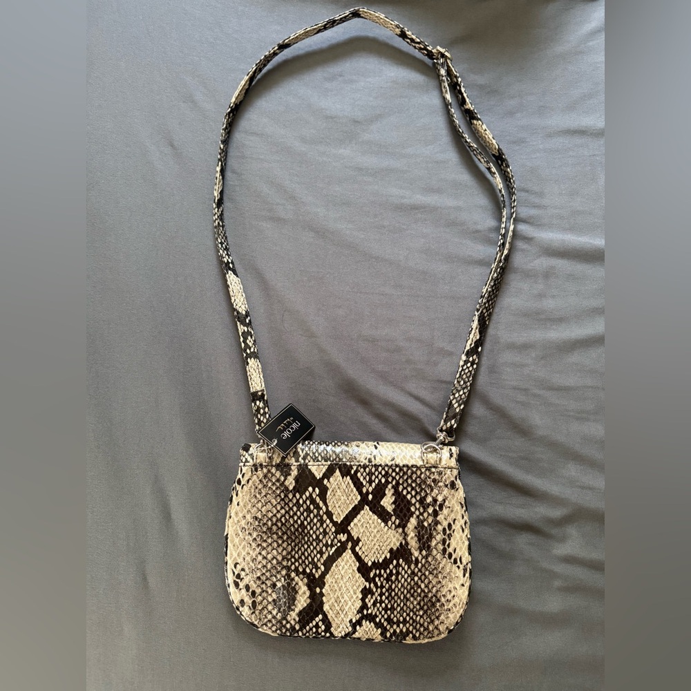 Nicole Miller Shoulder Bag - Picture 5 of 9